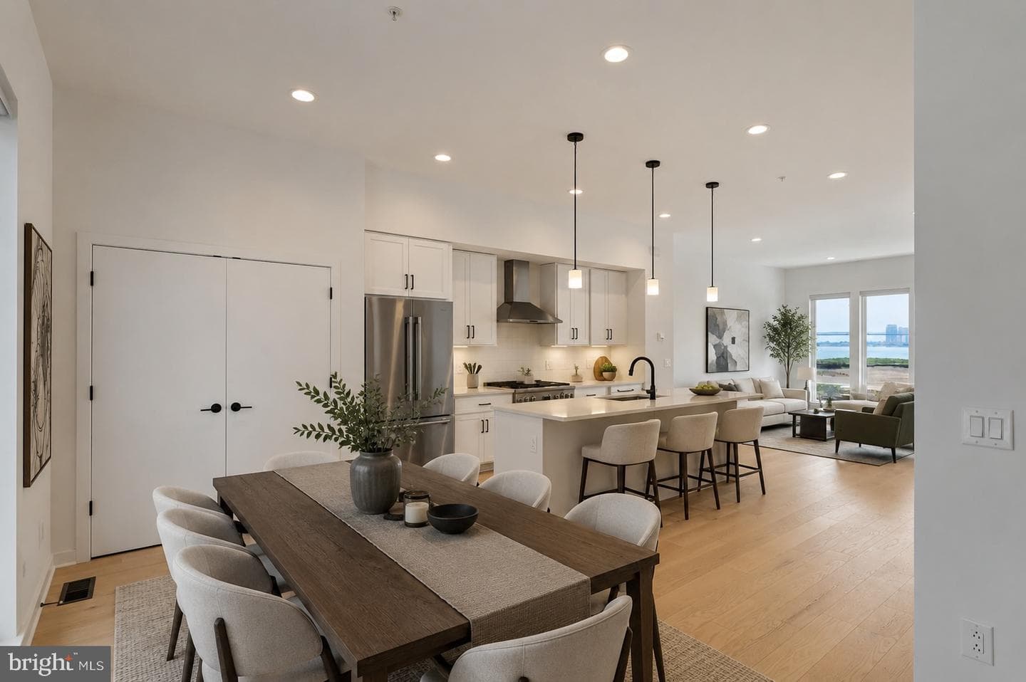 3023 Bridgeview Walk photo 6