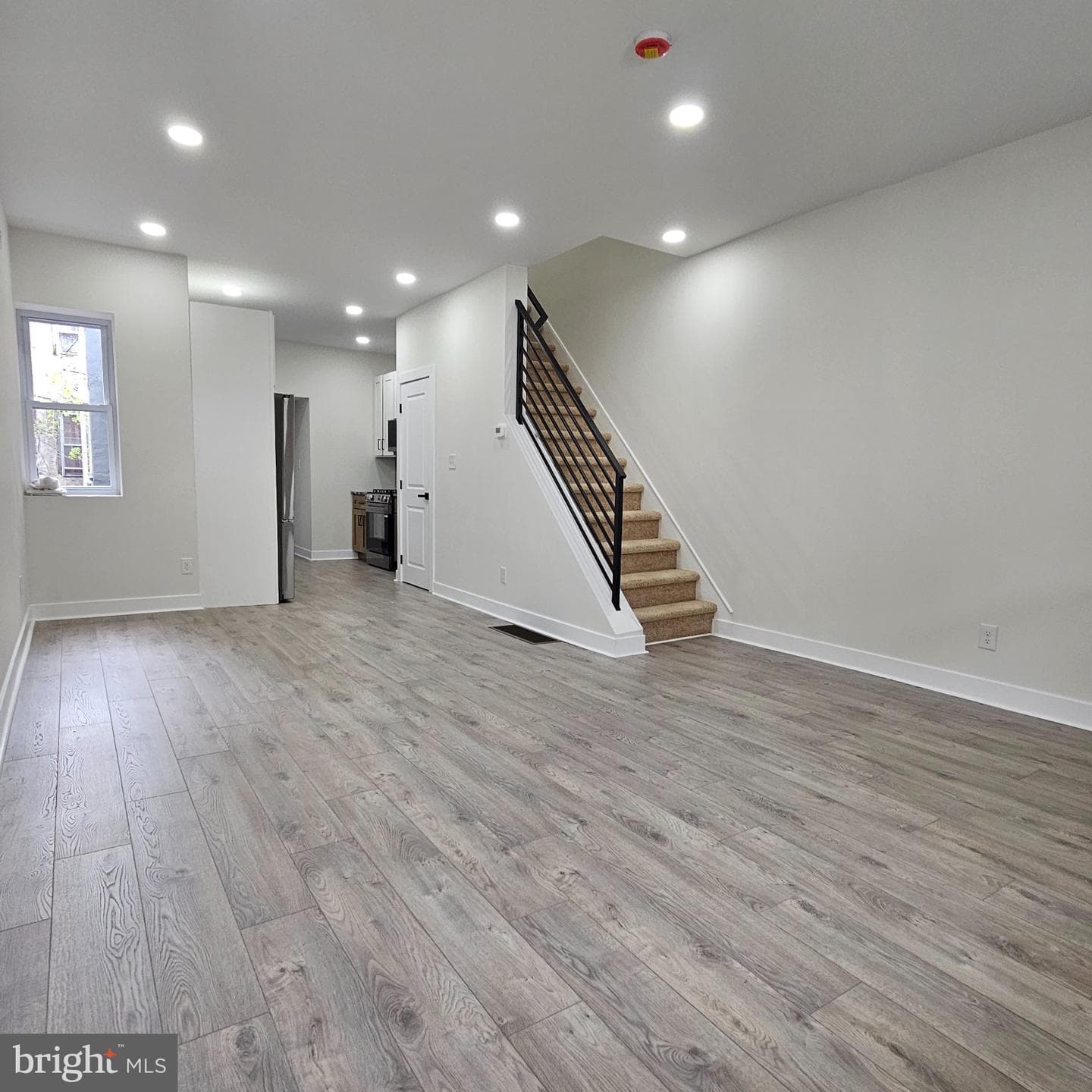 4440 N Chadwick Street photo 9