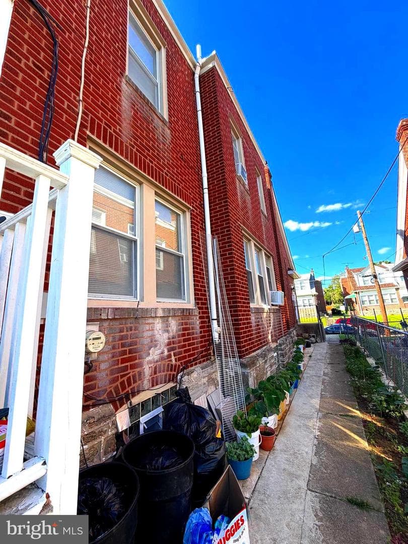 1834 Lansing Street photo 31