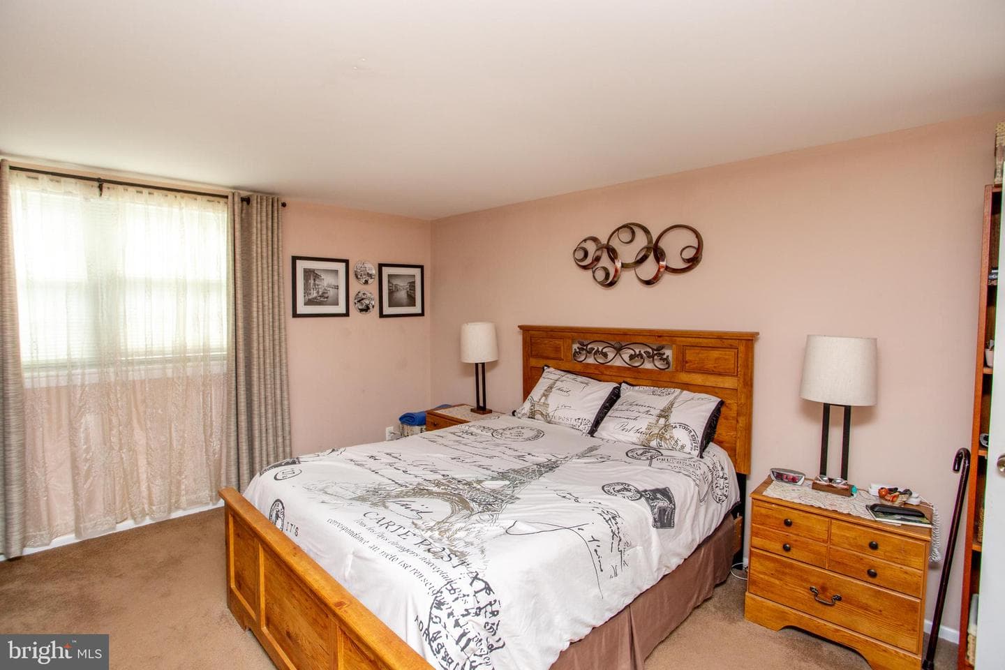 702 Bergen Street photo 34