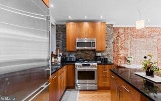 229 Race Street photo 5