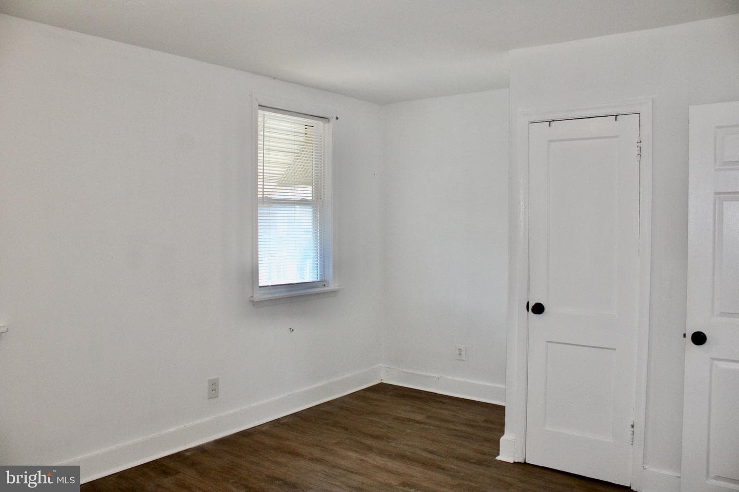 4625 Lansing Street photo 12