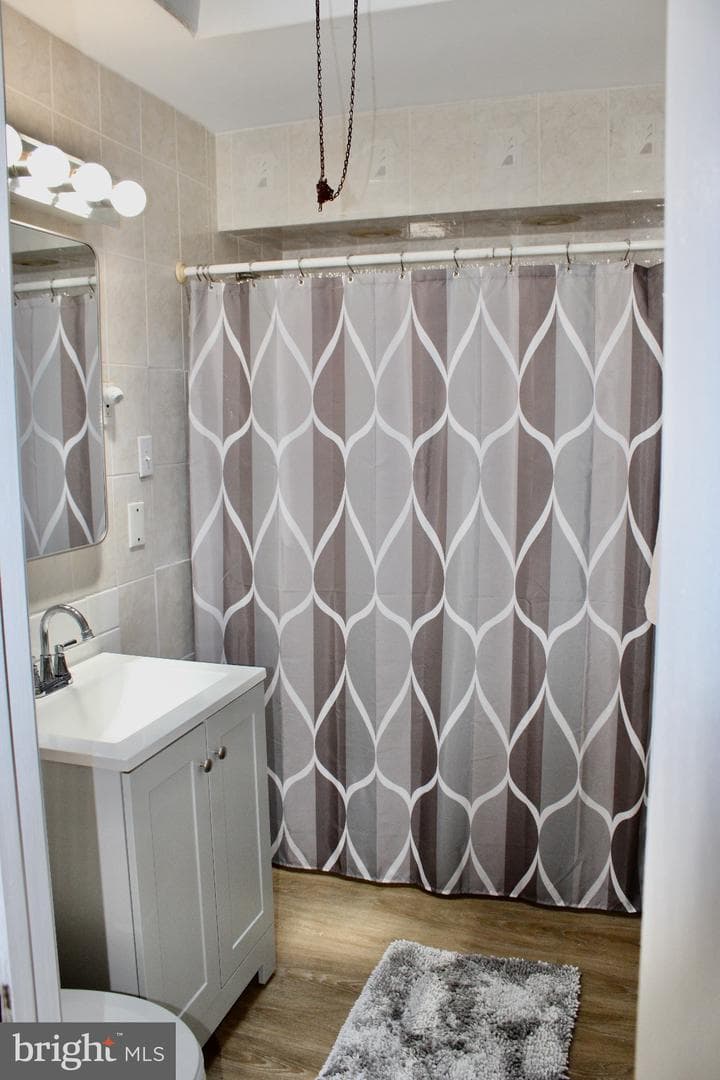 4625 Lansing Street photo 16
