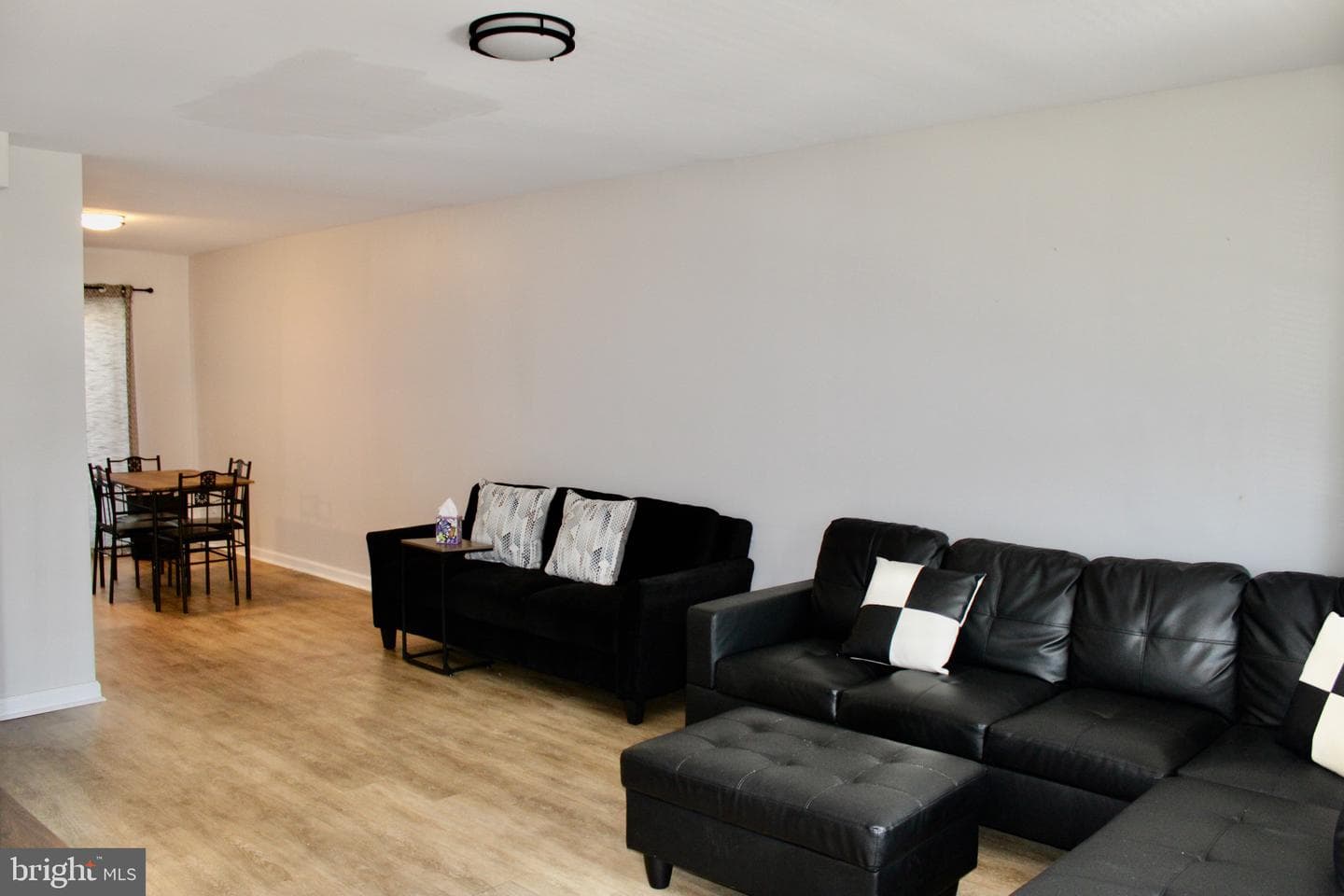 4625 Lansing Street photo 4