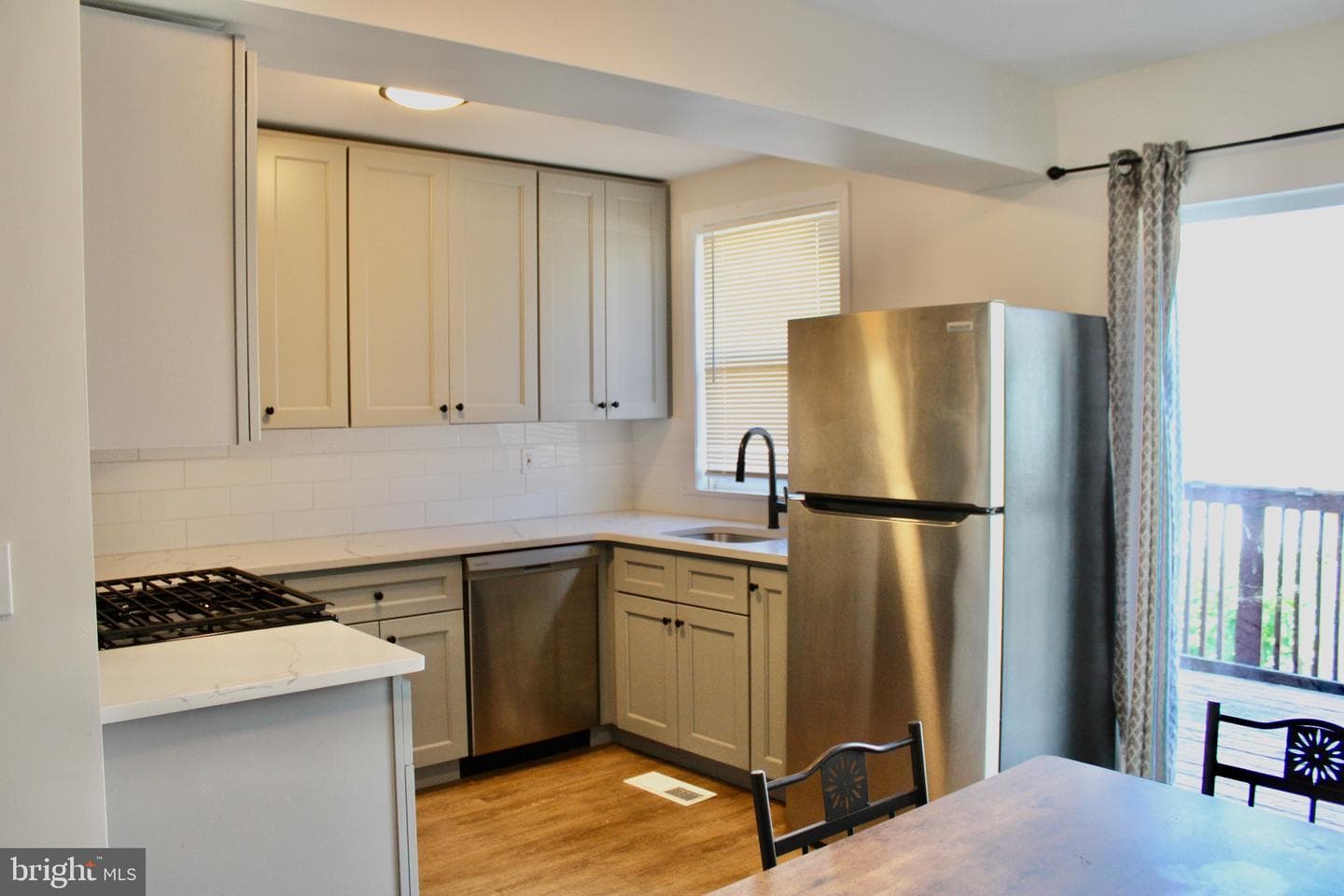4625 Lansing Street photo 7
