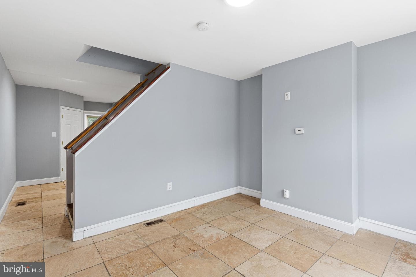 240 E Phil Ellena Street photo 3