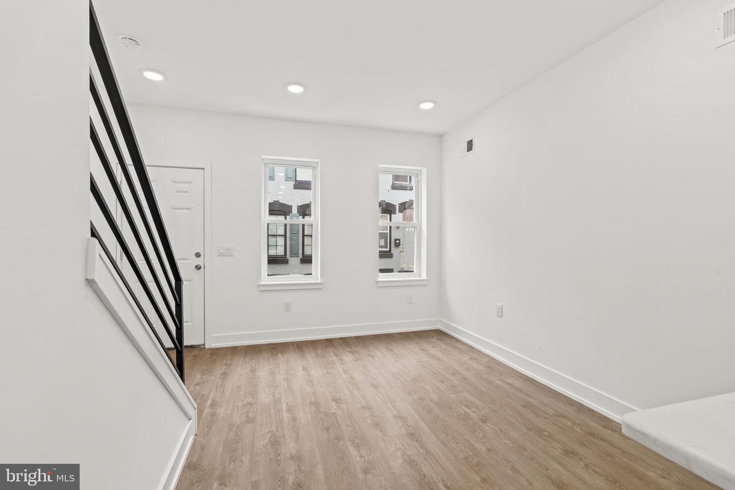 1455 N Dover Street N photo 5
