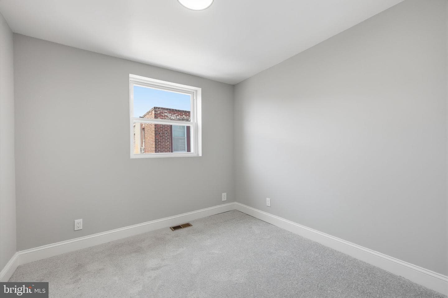 1716 S Chadwick Street photo 20
