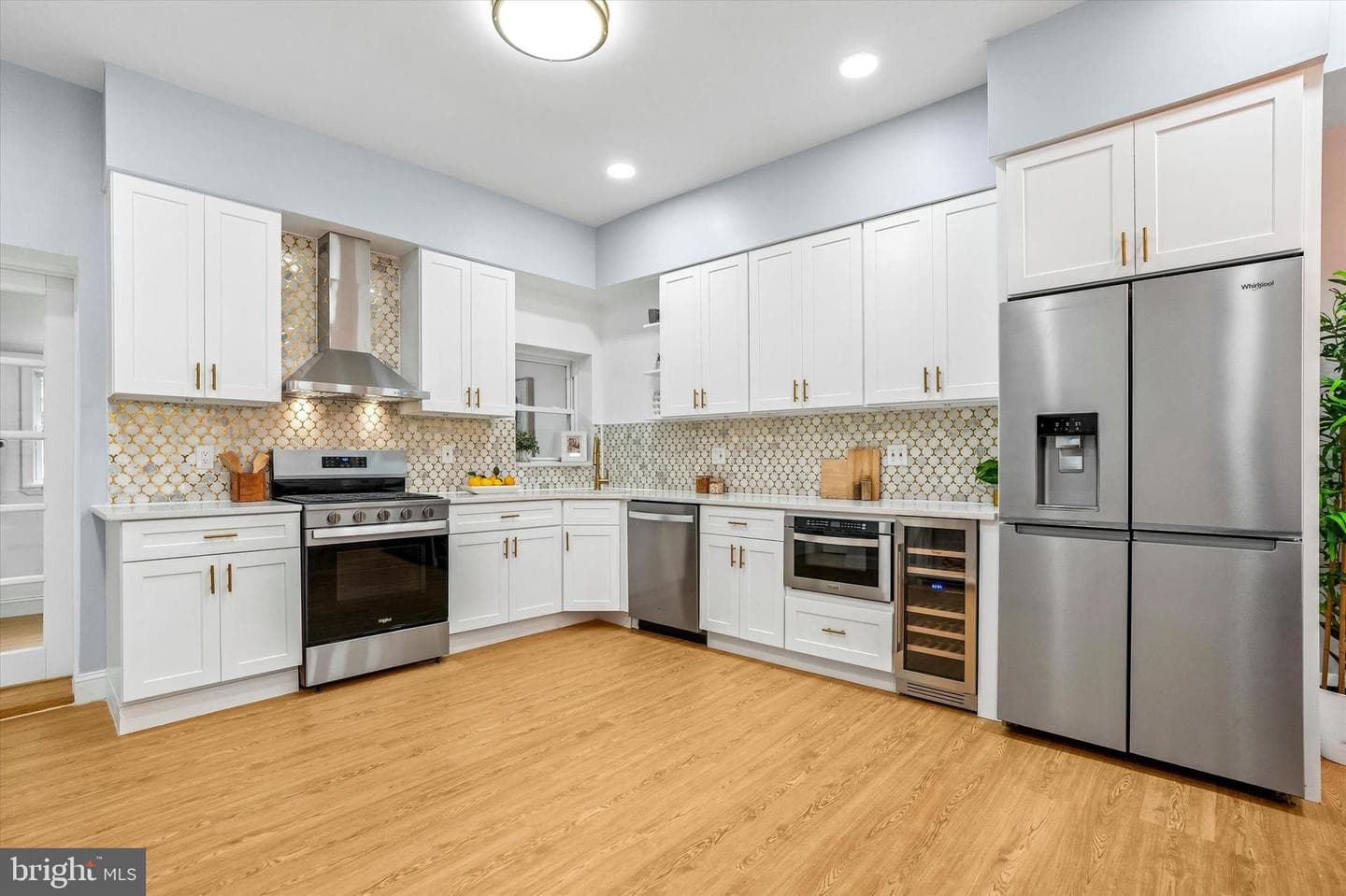 3516 Sunnyside Avenue, Philadelphia