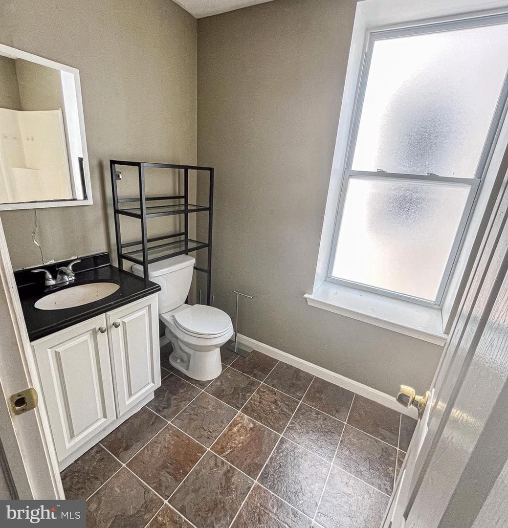 1811 Bouvier Street photo 14