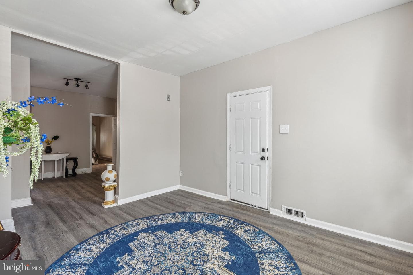 2203 Ellsworth Street photo 14