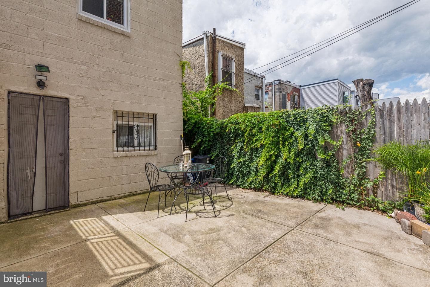 2203 Ellsworth Street photo 26