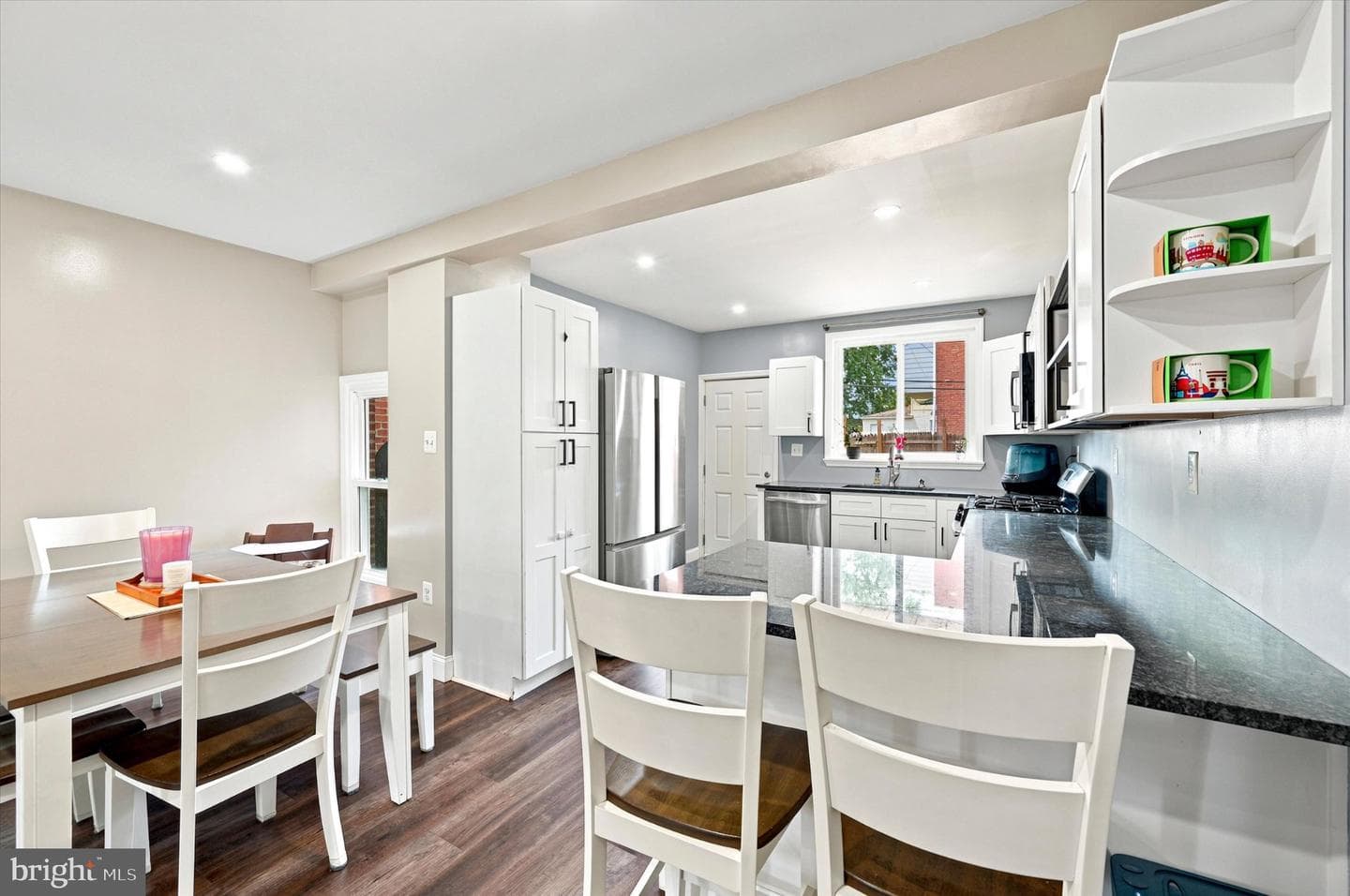 4253 Houghton Street photo 7