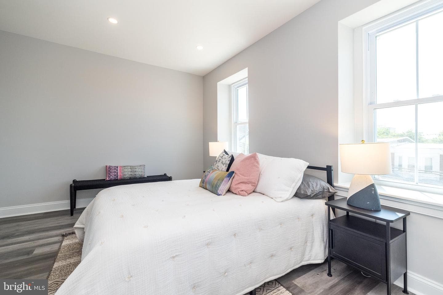 160 Shurs Lane photo 29