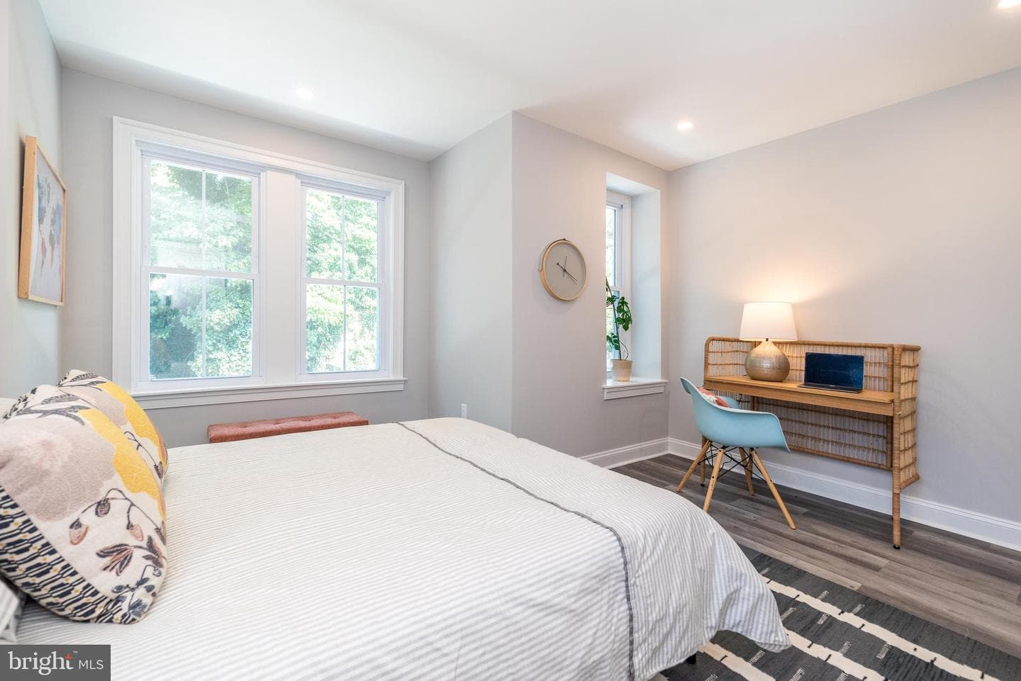 160 Shurs Lane photo 34