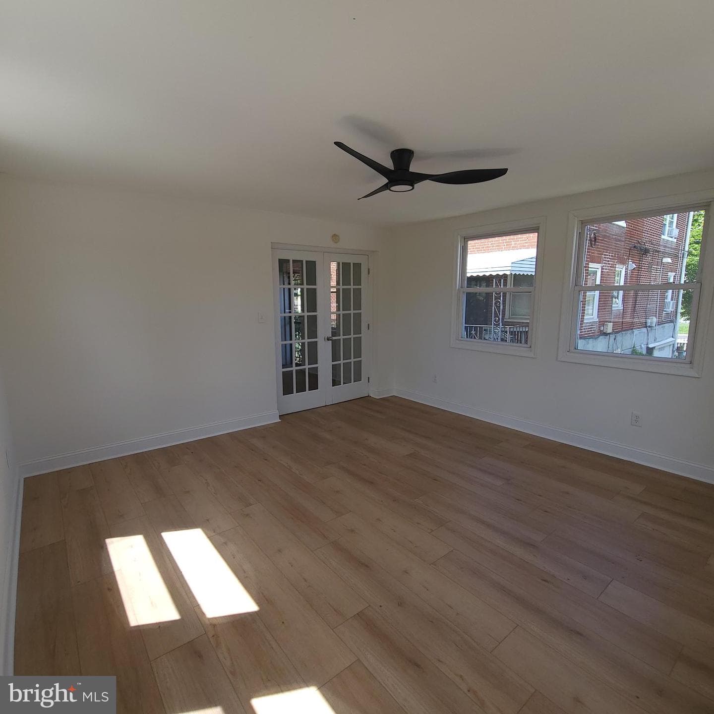 1622 E Johnson Street photo 16
