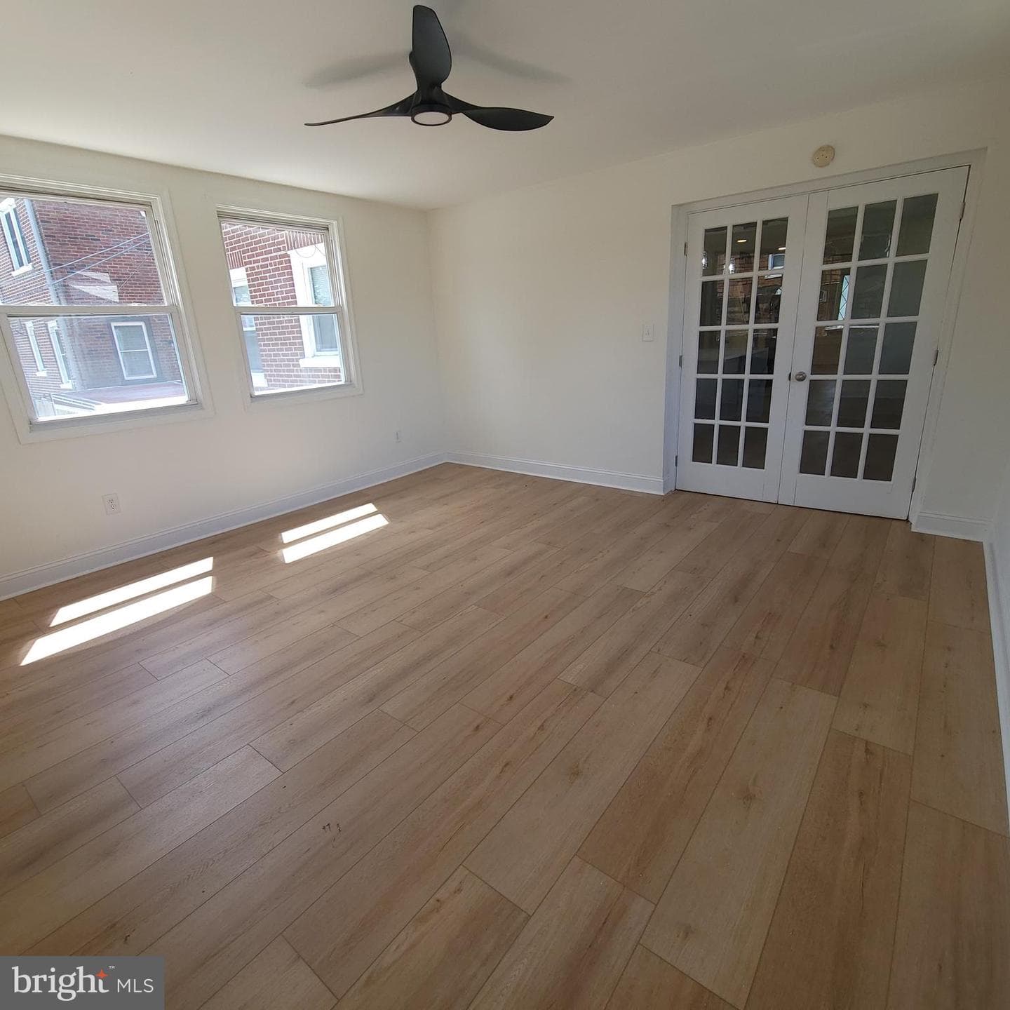 1622 E Johnson Street photo 18
