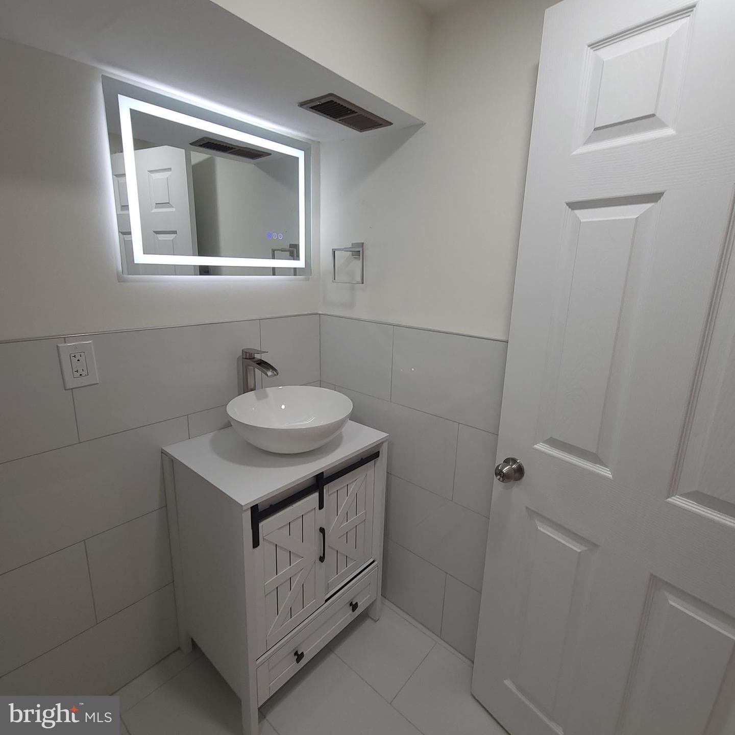 1622 E Johnson Street photo 24