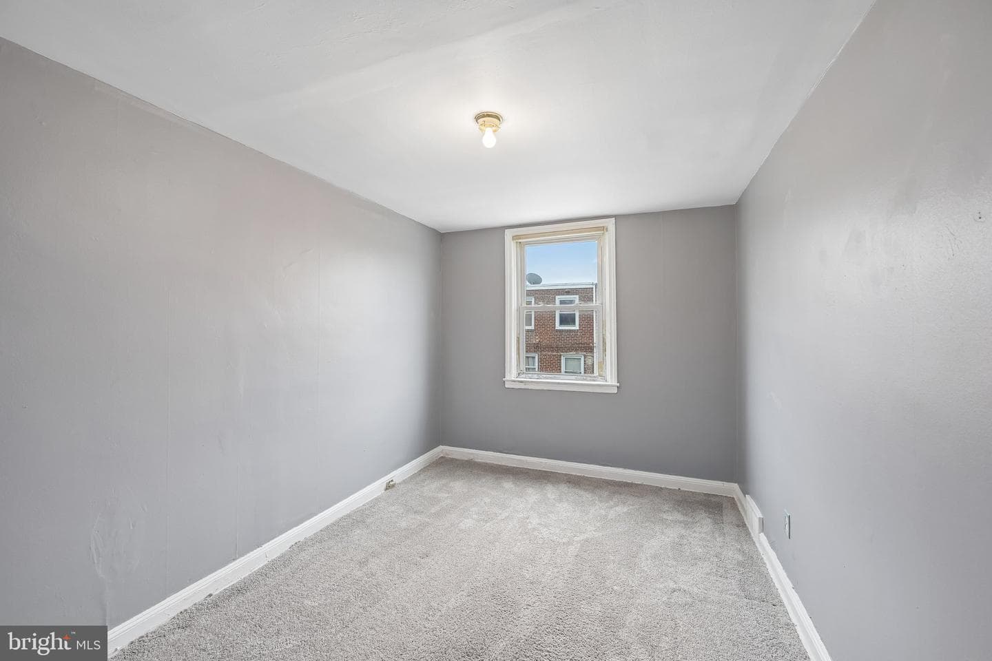 7343 Woodcrest Avenue photo 13