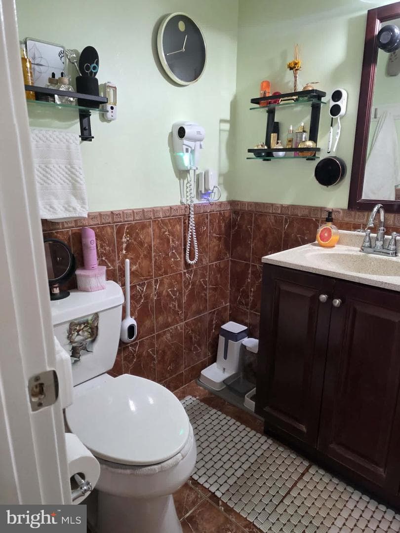 77 Bonnie Gellman Court #d77, Philadelphia