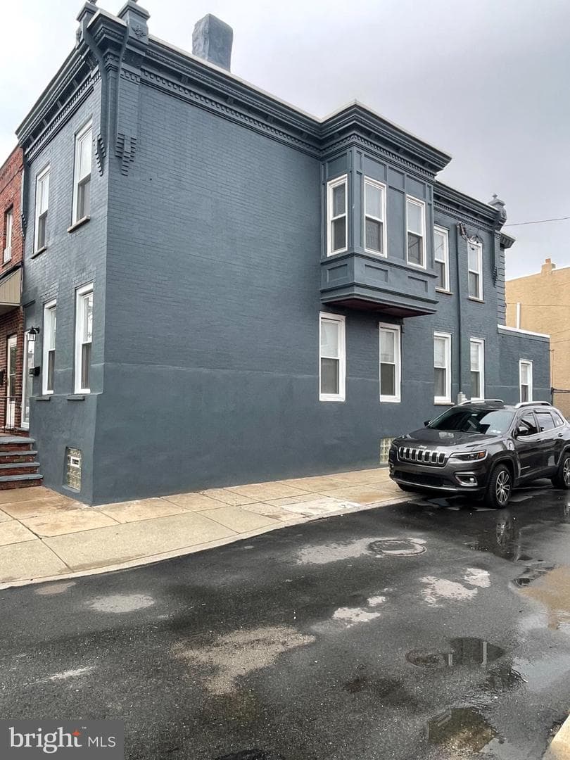 2517 E Somerset Street, Philadelphia