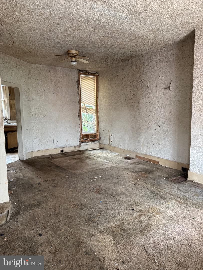 1246 S Ruby Street photo 3