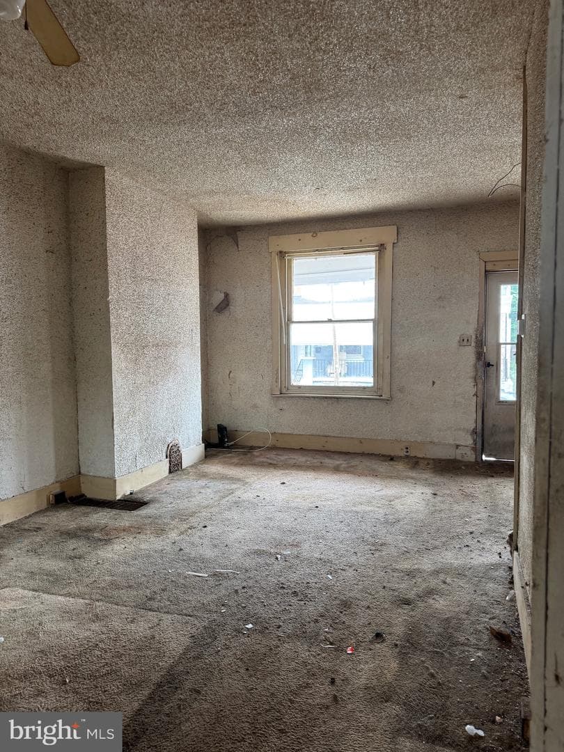 1246 S Ruby Street photo 6