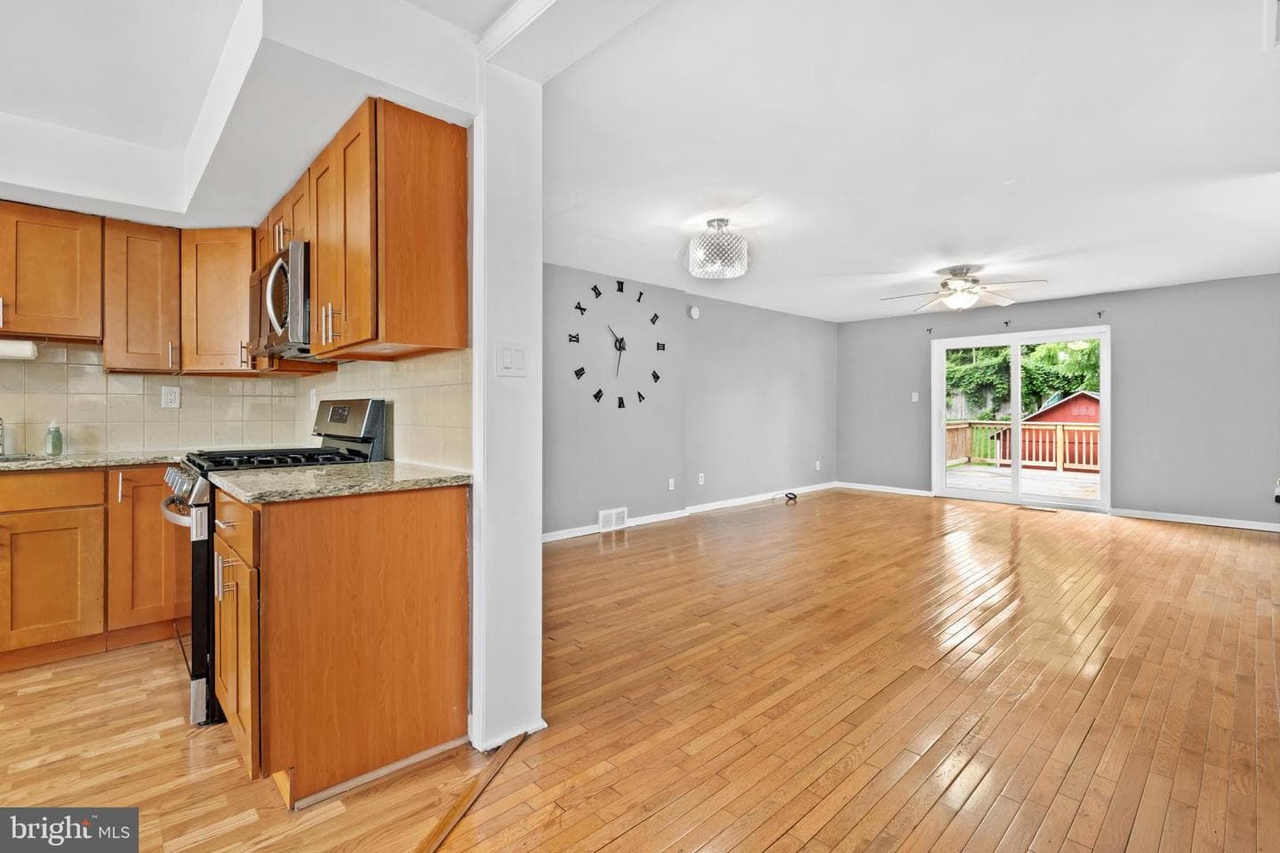 2867 Angus Road photo 8