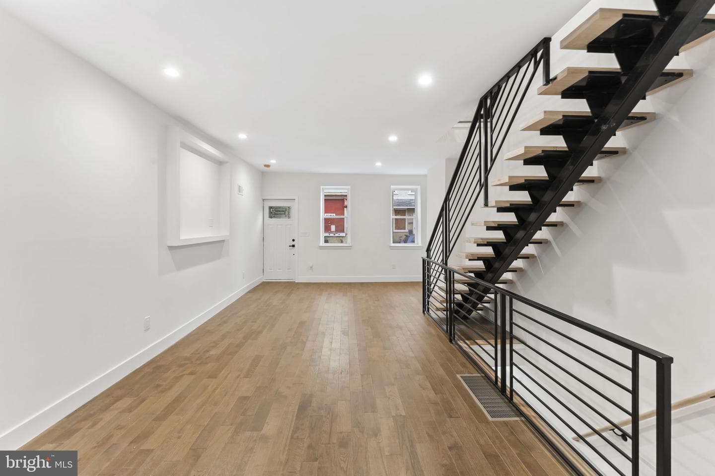 2165 E Firth Street photo 5