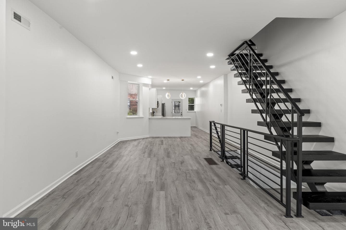 1010 S 51st Street photo 3