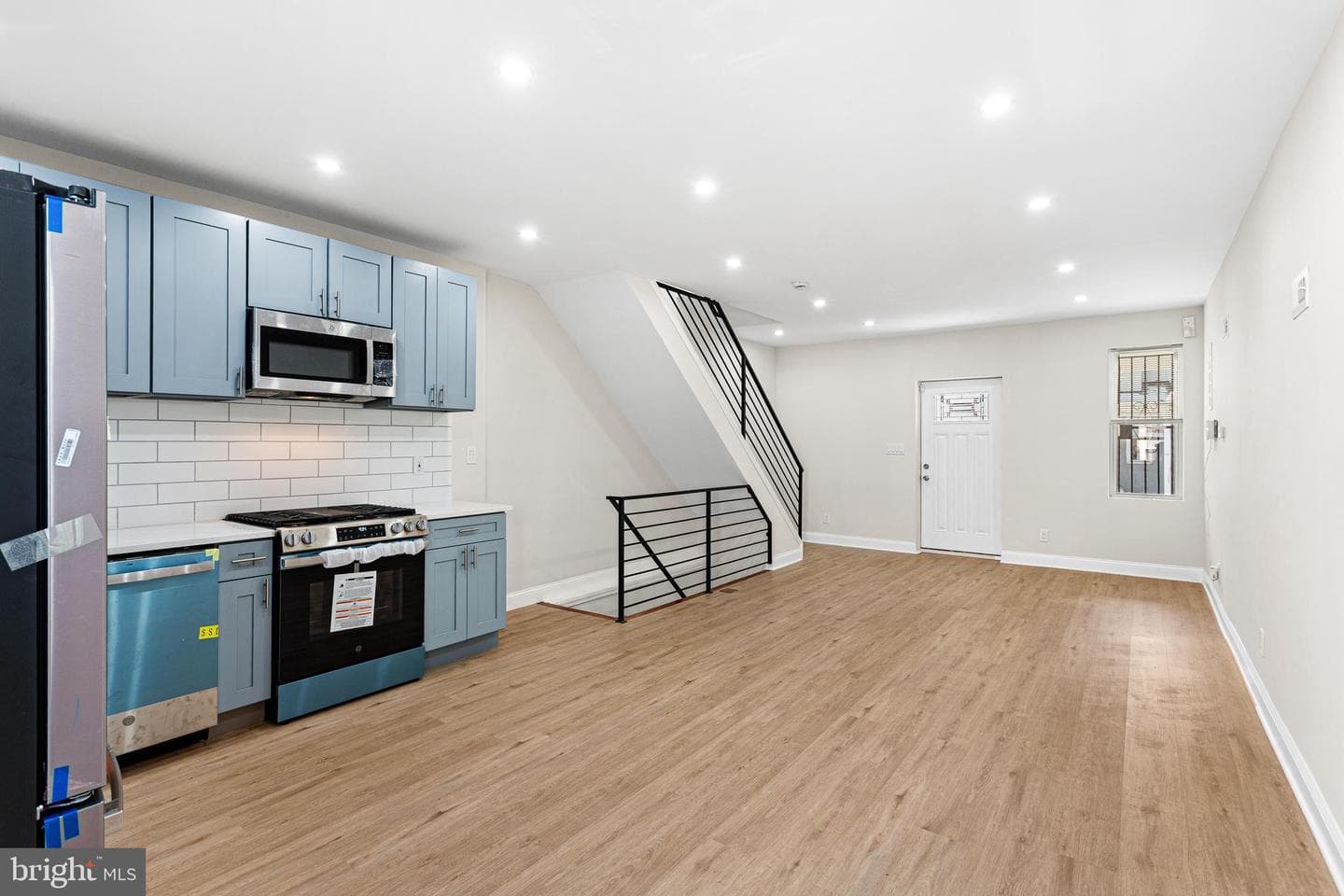 1424 S Napa Street photo 6