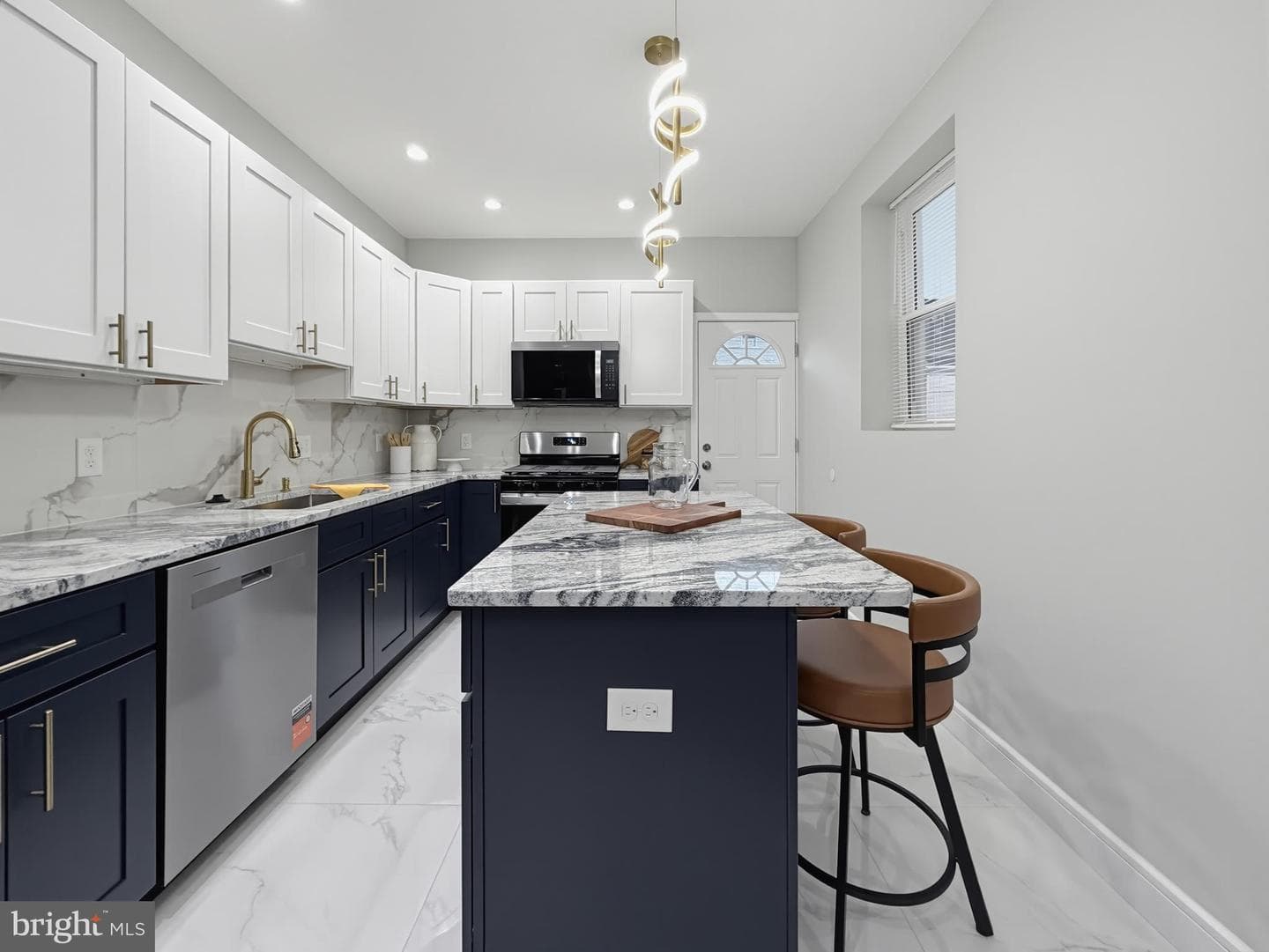5357 N Sydenham Street photo 29