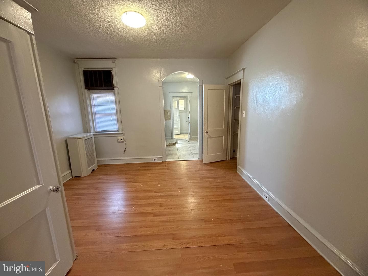 452 Devereaux Avenue photo 5