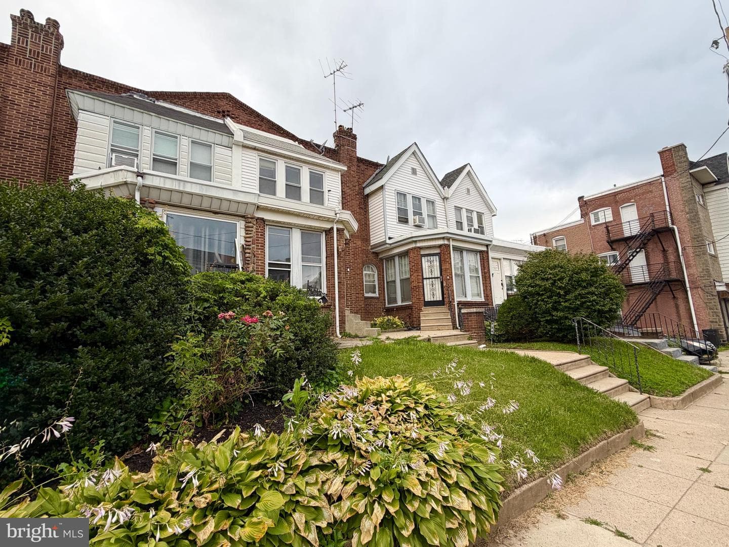 722 Atwood Road photo 3