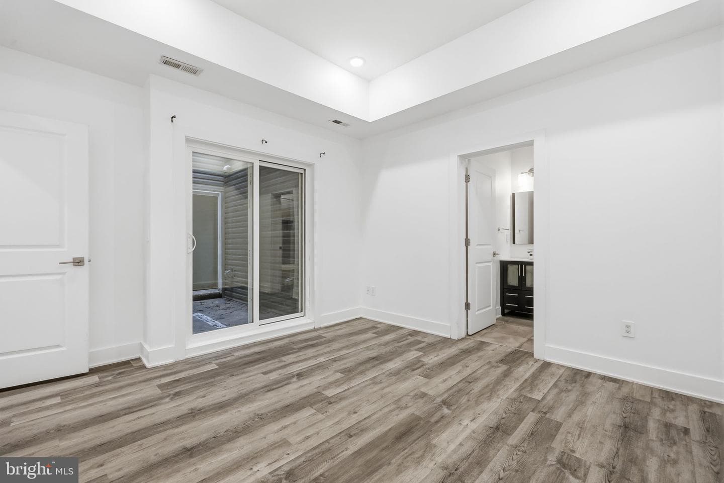 516 W Montgomery Avenue #1 photo 23