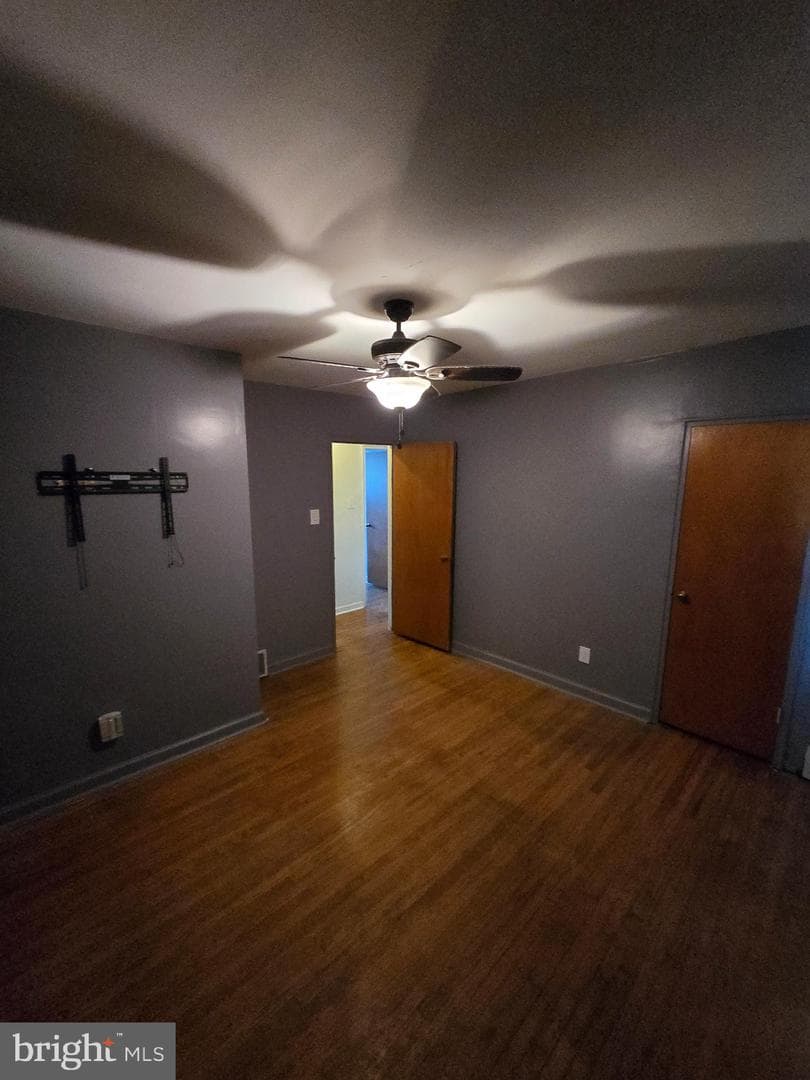 4431 Garden Street photo 15