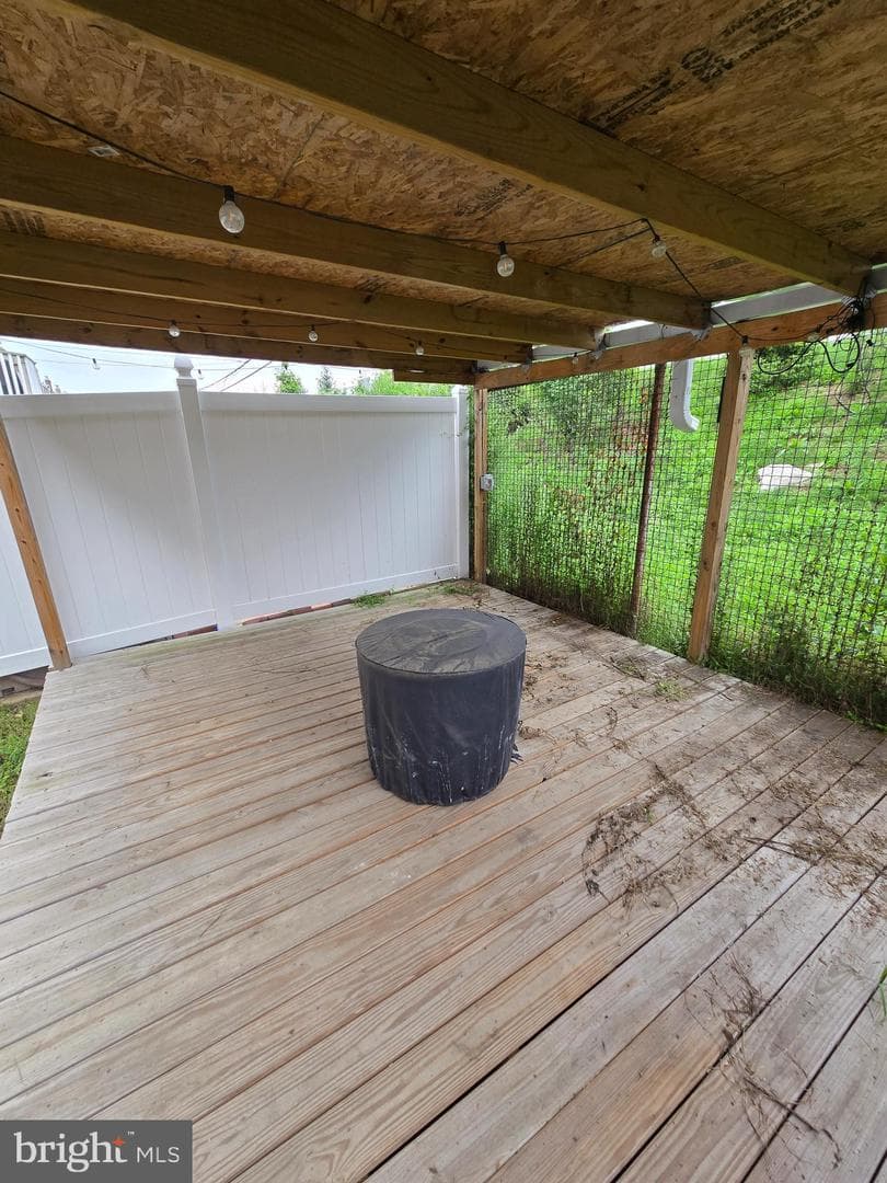 4431 Garden Street photo 17