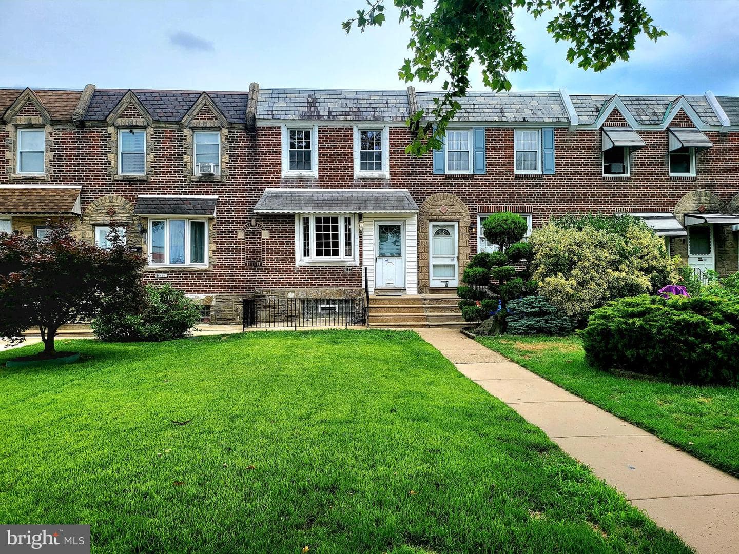 6137 Hawthorne Street, Philadelphia