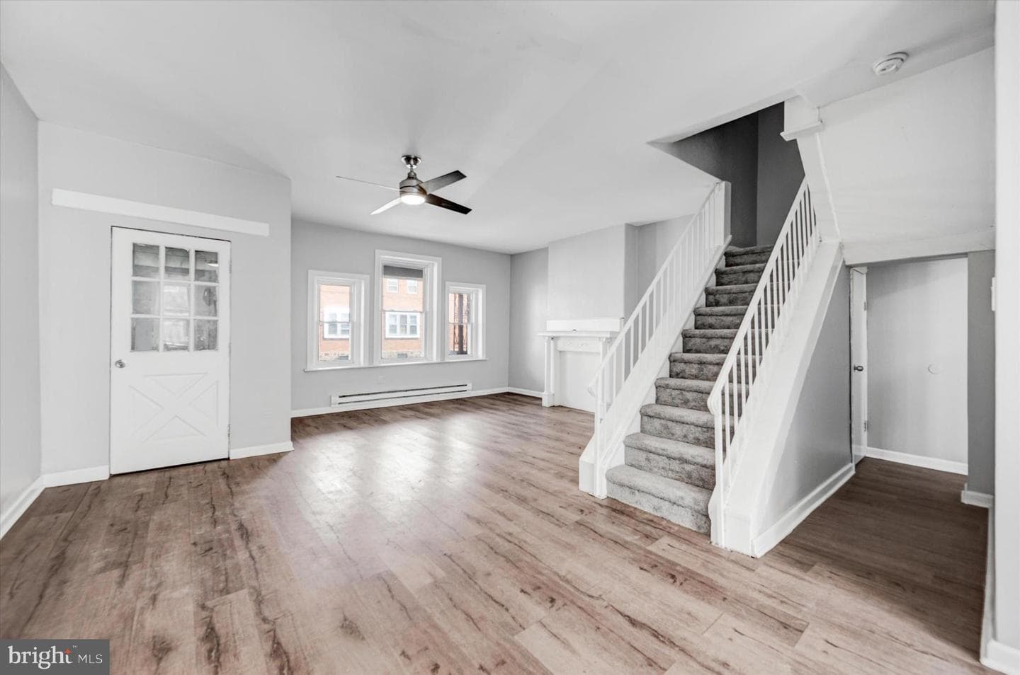 2406 W Clearfield Street photo 18