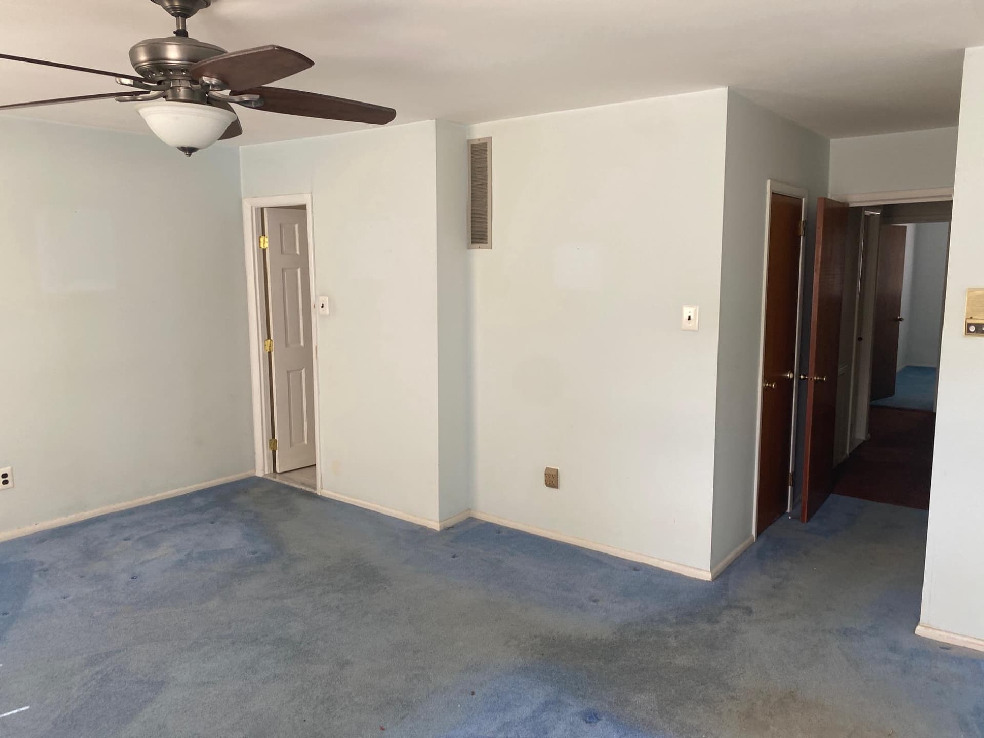 8909 Lewin Place photo 23