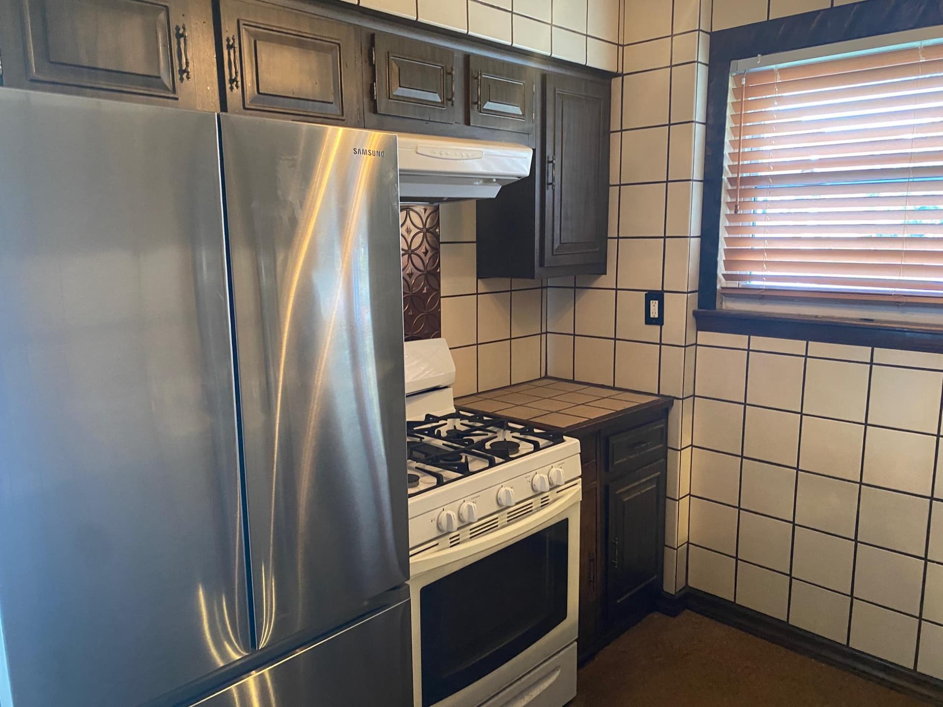 8909 Lewin Place photo 34