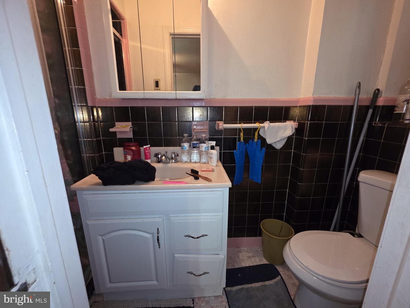1010 Cliveden Street E photo 23