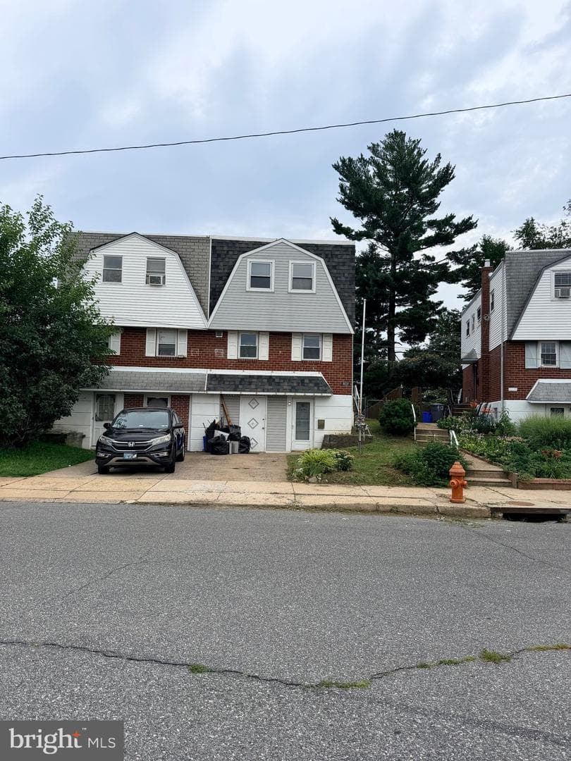 9021 Eastview Road, Philadelphia