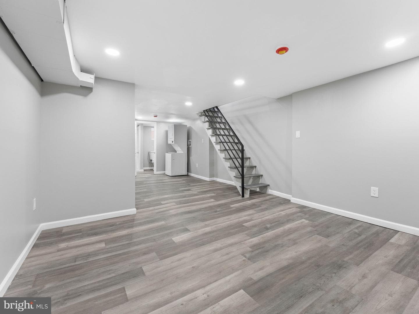 144 Fern Street photo 13