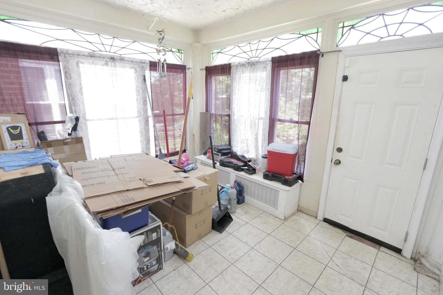 5146 Akron Street, Philadelphia
