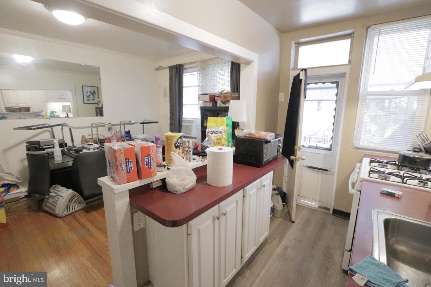 5146 Akron Street photo 6