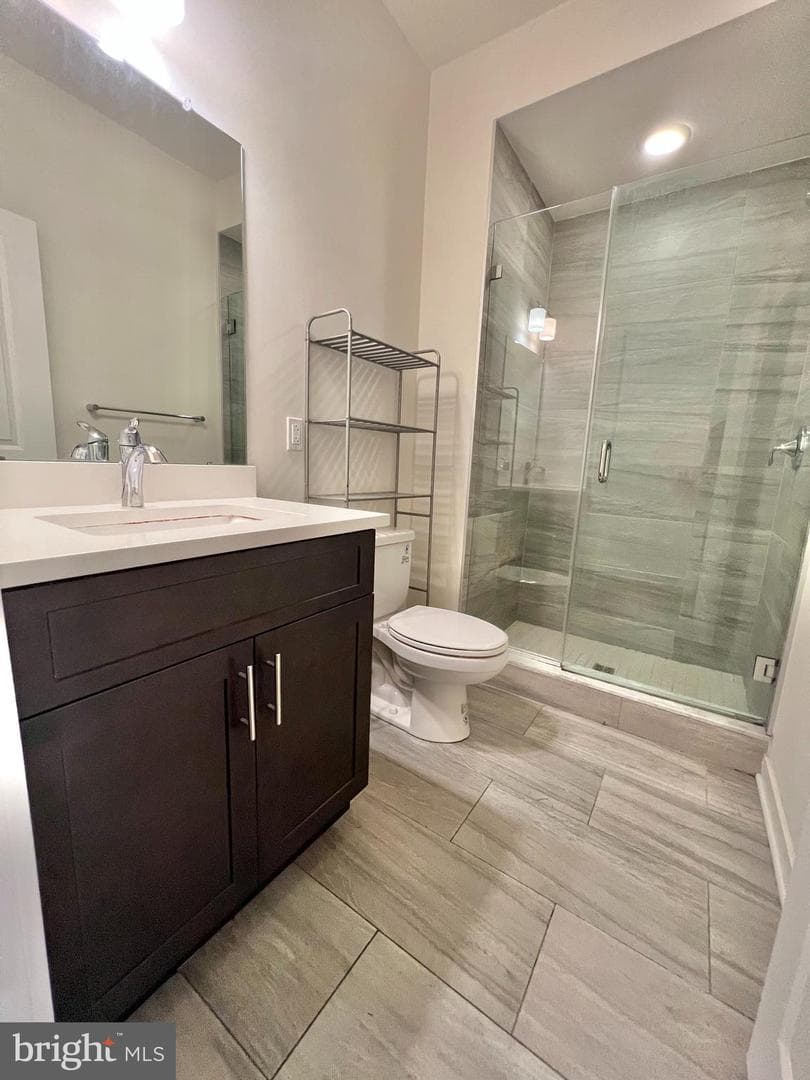 2122 Kensington Walk photo 23