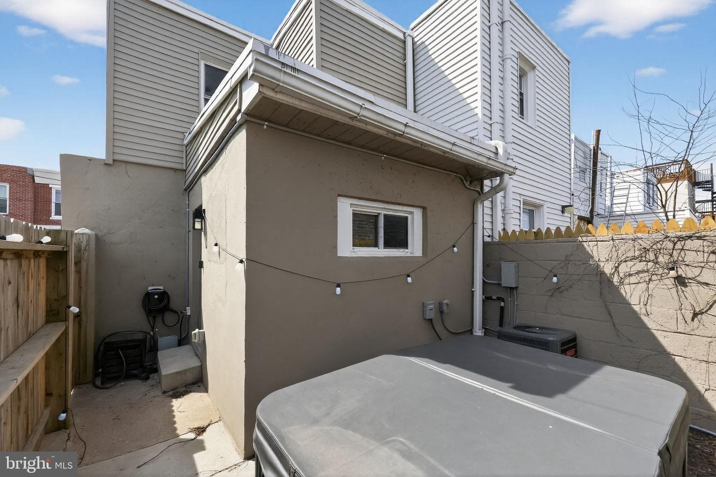 103 Mcclellan Street photo 33