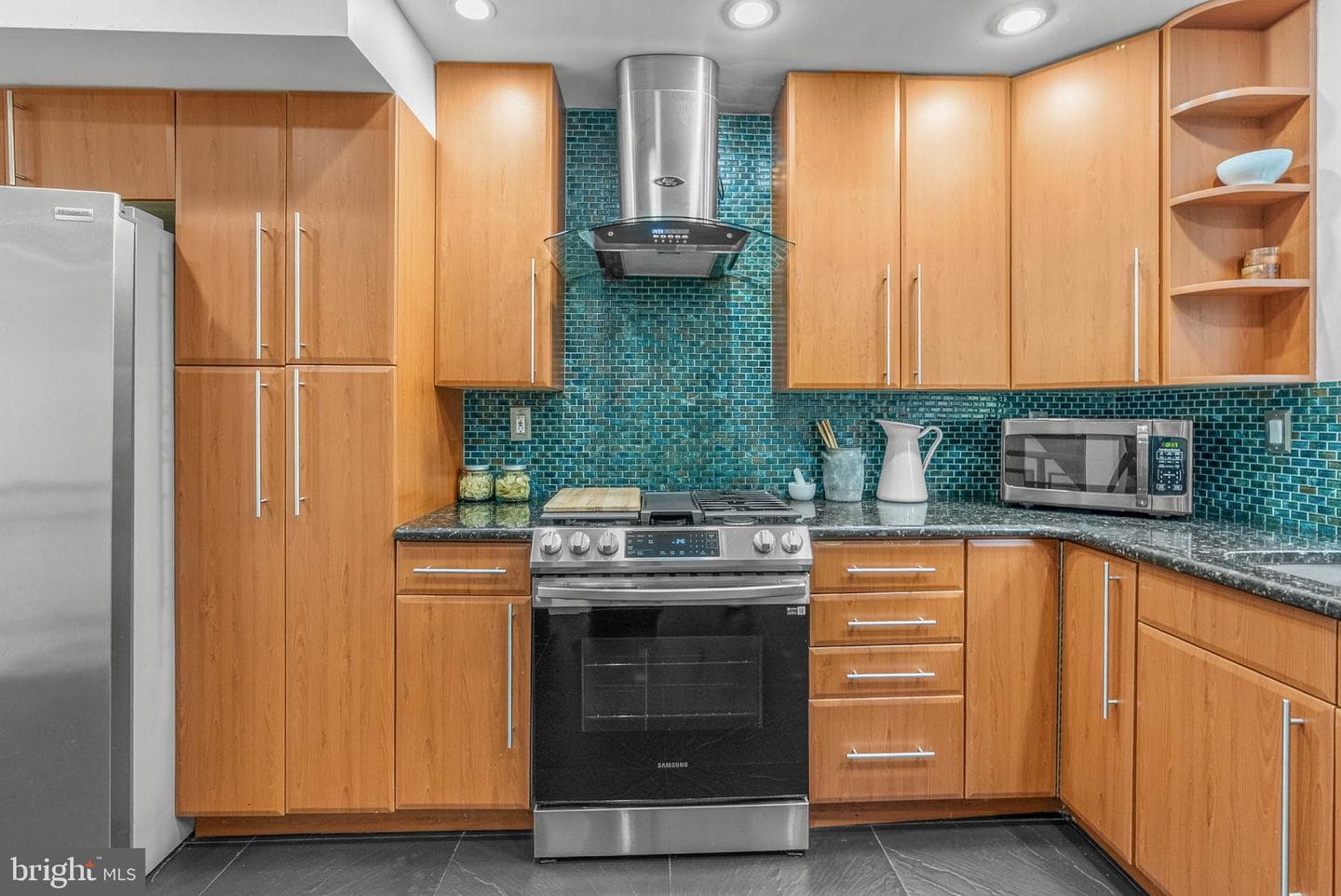 226 W Wildey Street photo 14