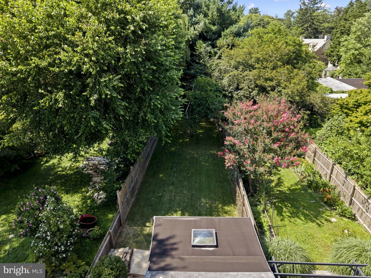 624 W Johnson Street photo 3